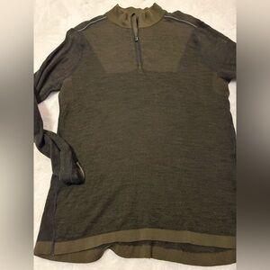 Smart wool Men's Olive Green Half-Zip Sweater sze large
